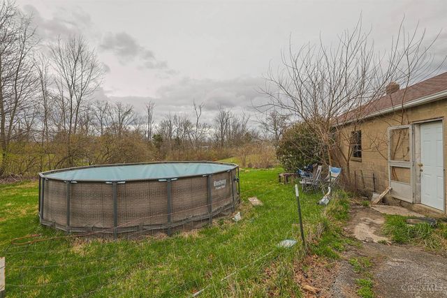 656 W Plane Street, Bethel, OH 45106