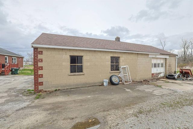 656 W Plane Street, Bethel, OH 45106