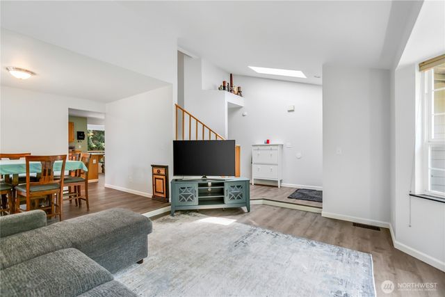 9192 Harrow Place NW, Bremerton, WA 98311