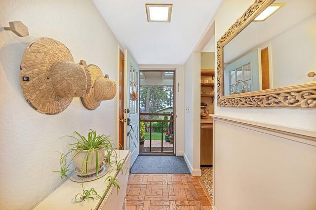 3951 Valley Vista, Camino, CA 95709