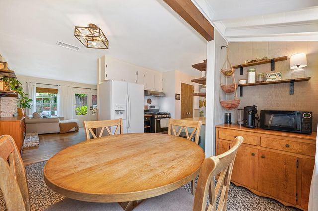 3951 Valley Vista, Camino, CA 95709