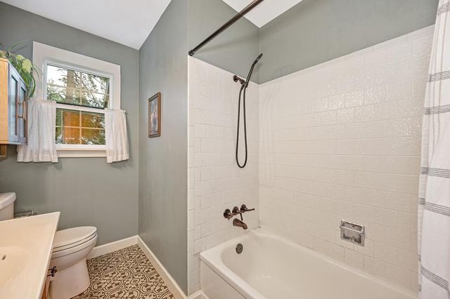 3951 Valley Vista, Camino, CA 95709