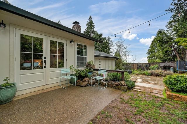 3951 Valley Vista, Camino, CA 95709