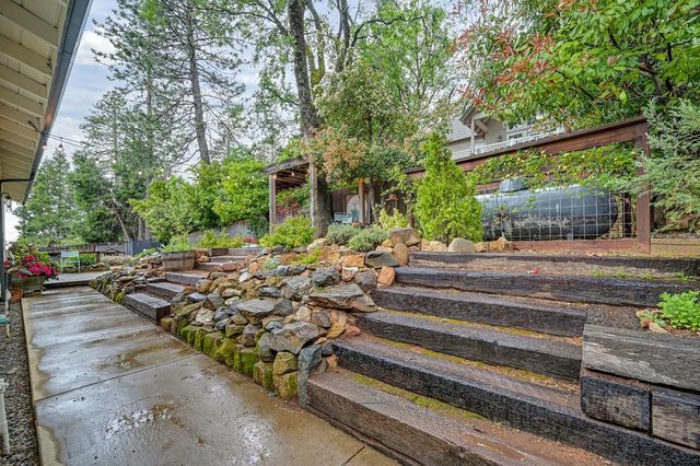 3951 Valley Vista, Camino, CA 95709