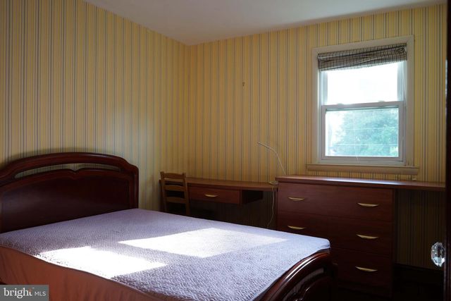 1104 GAINSBORO RD, Bala Cynwyd, PA 19004