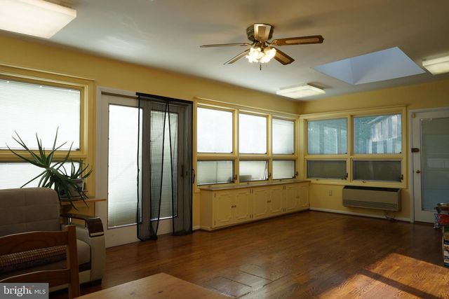 1104 GAINSBORO RD, Bala Cynwyd, PA 19004