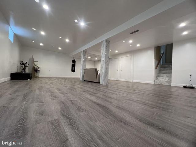 1104 GAINSBORO RD, Bala Cynwyd, PA 19004