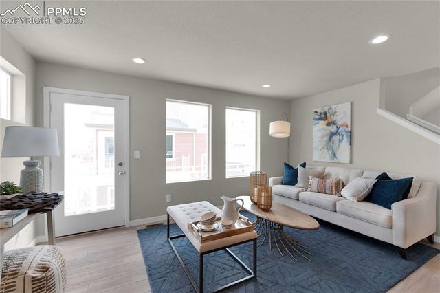 9242 Oro City Loop, Colorado Springs, CO 80927