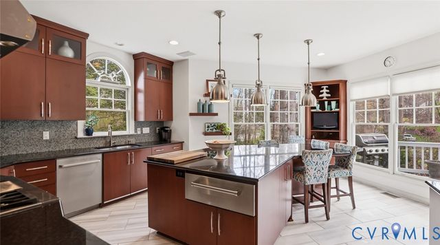 5225 Clipper Cove Rd, Midlothian, VA 23112