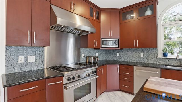 5225 Clipper Cove Rd, Midlothian, VA 23112