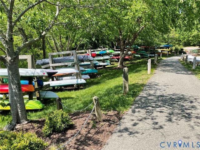 5225 Clipper Cove Rd, Midlothian, VA 23112