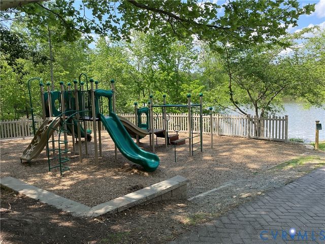 5225 Clipper Cove Rd, Midlothian, VA 23112