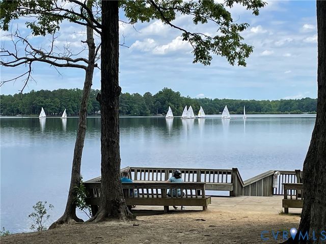 5225 Clipper Cove Rd, Midlothian, VA 23112