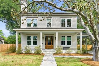 18 Riverdale Drive, Charleston, SC 29407