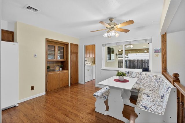 9509 Sara St, Elk Grove, CA 95624