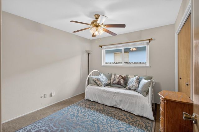 9509 Sara St, Elk Grove, CA 95624