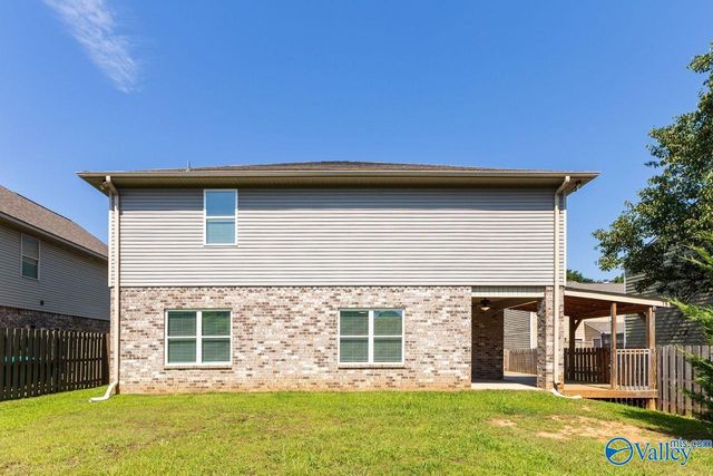 10301 Drymen Street SW, Huntsville, AL 35803