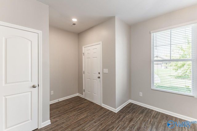 10301 Drymen Street SW, Huntsville, AL 35803