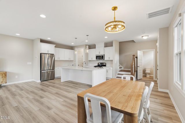8015 Windthorn Place, Cary, NC 27519