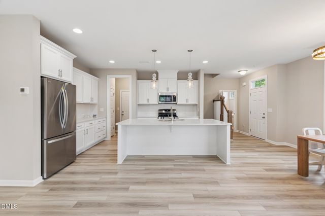 8015 Windthorn Place, Cary, NC 27519