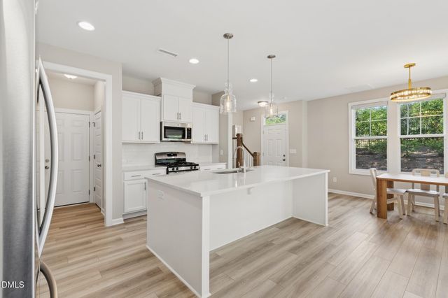 8015 Windthorn Place, Cary, NC 27519