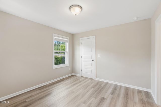 8015 Windthorn Place, Cary, NC 27519