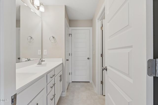 8015 Windthorn Place, Cary, NC 27519