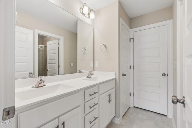 8015 Windthorn Place, Cary, NC 27519