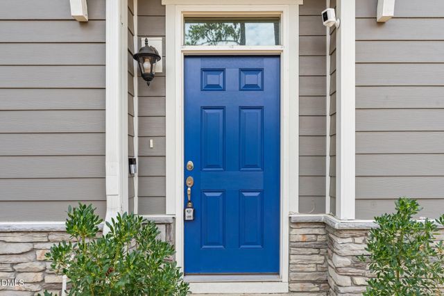 8015 Windthorn Place, Cary, NC 27519