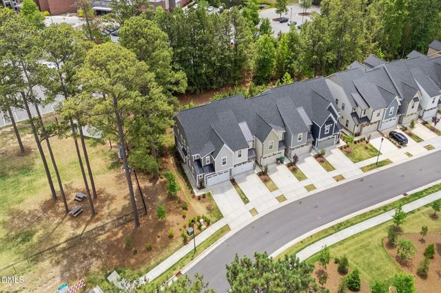 8015 Windthorn Place, Cary, NC 27519