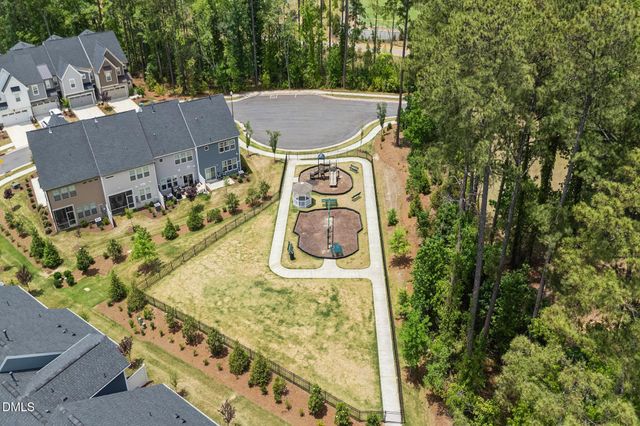 8015 Windthorn Place, Cary, NC 27519