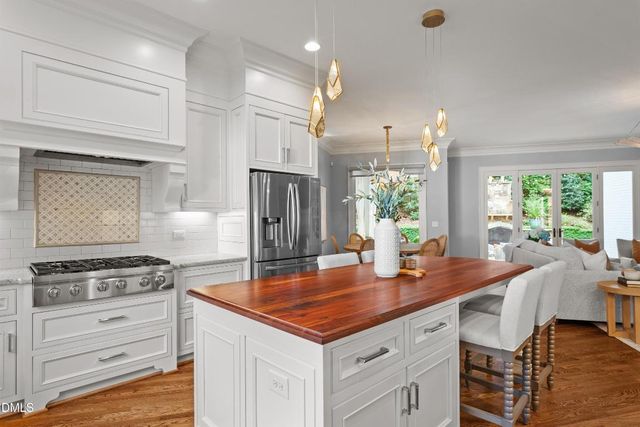 2900 Glenanneve Place, Raleigh, NC 27608