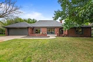 7960 E Dublin Ct, Wichita, KS 67206
