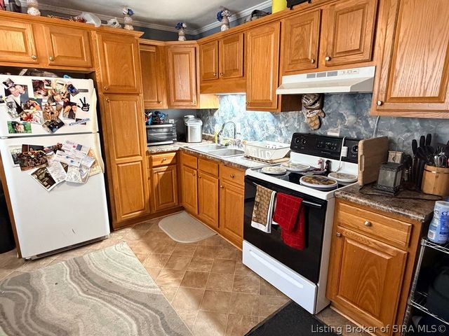 2510 Franks Drive, Madison, IN 47250