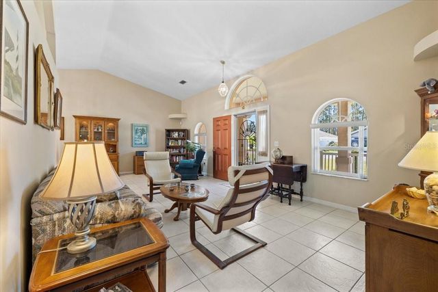 8 EAGLE PLACE, Palm Coast, FL 32164