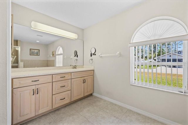 8 EAGLE PLACE, Palm Coast, FL 32164