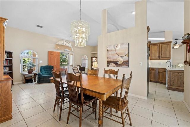 8 EAGLE PLACE, Palm Coast, FL 32164