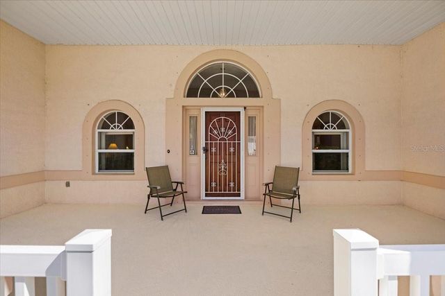 8 EAGLE PLACE, Palm Coast, FL 32164