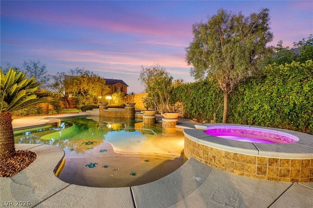379 Autumn Hue Avenue, Las Vegas, NV 89123