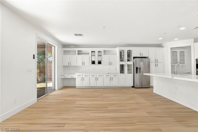 379 Autumn Hue Avenue, Las Vegas, NV 89123