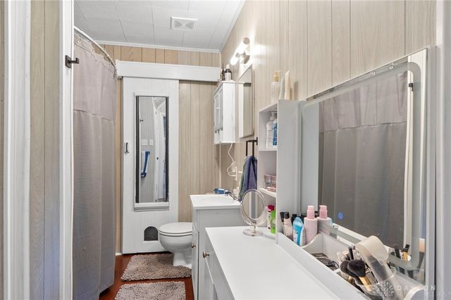 608 S Maple Avenue, Fairborn, OH 45324