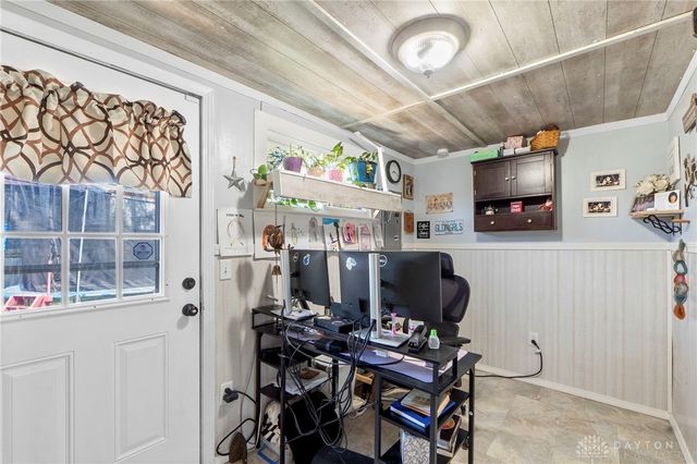 608 S Maple Avenue, Fairborn, OH 45324