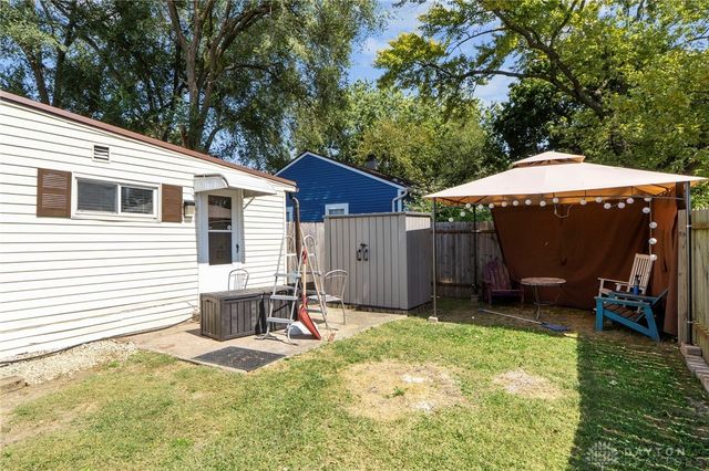 608 S Maple Avenue, Fairborn, OH 45324