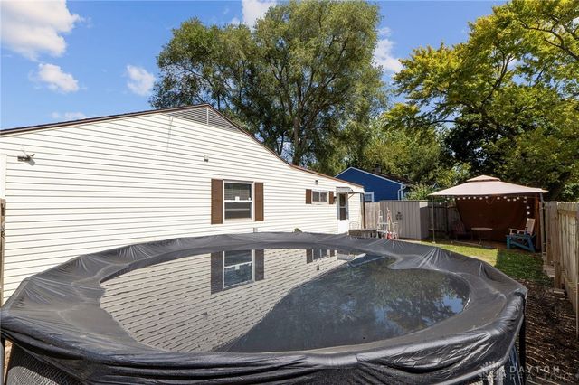 608 S Maple Avenue, Fairborn, OH 45324