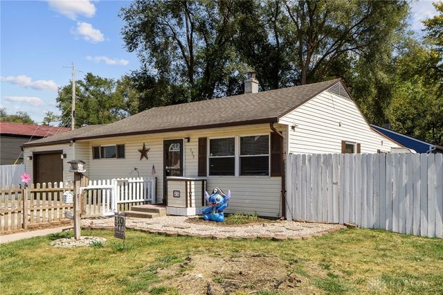 608 S Maple Avenue, Fairborn, OH 45324