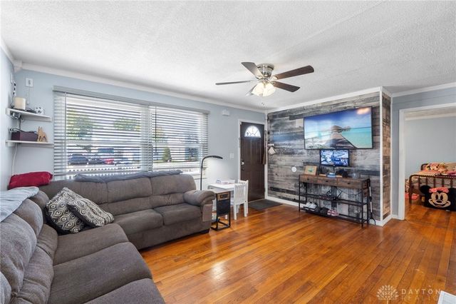 608 S Maple Avenue, Fairborn, OH 45324