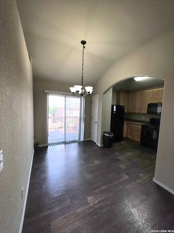 6246 Wildgrass Spur, San Antonio, TX 78244
