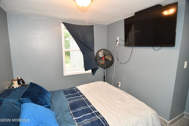 84 Lighthouse Drive, Waretown, NJ 08758