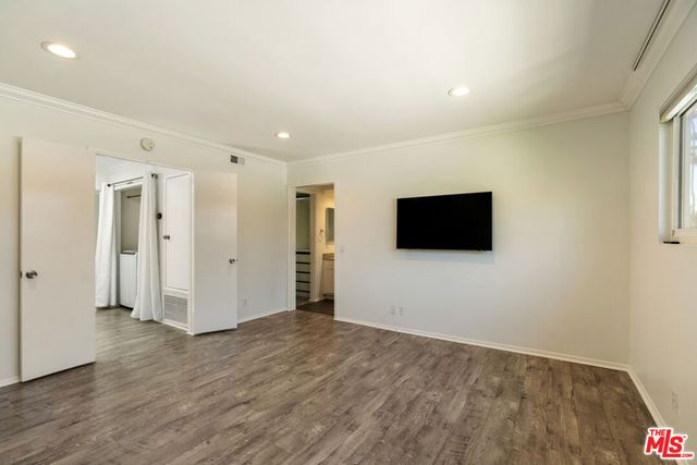 1837 11th Street 3, Santa Monica, CA 90404
