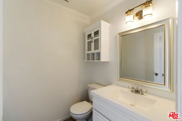 1837 11th Street 3, Santa Monica, CA 90404